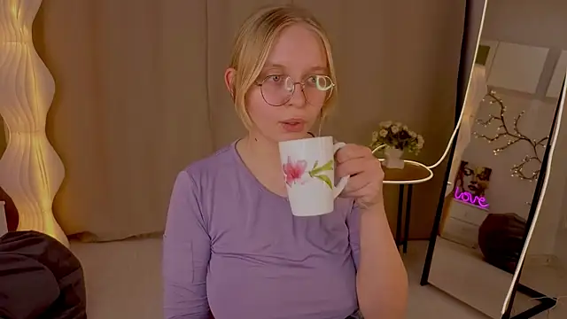 AlicaCohill's Live XXX Chat