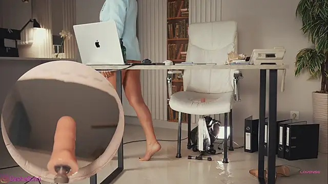 art_porno 网络视讯表演