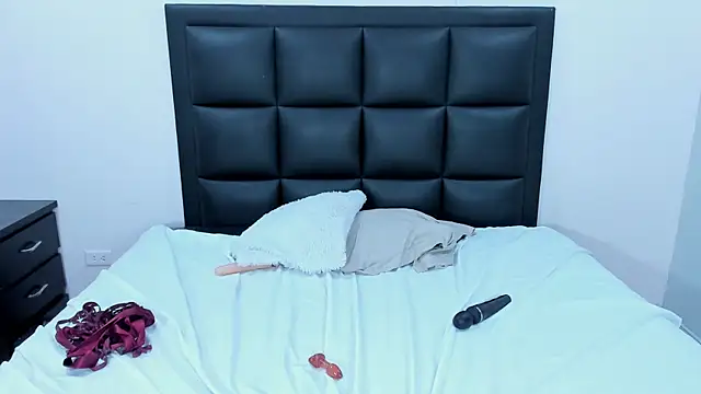 Lucifer_shadow's Live XXX Chat