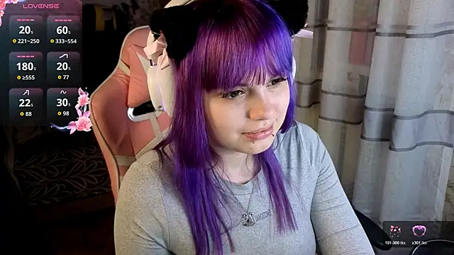 KristiBloom's Live XXX Chat