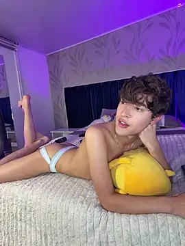 MatthewMoore_: вебкам-шоу