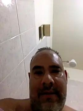 PhillDrake11 Live XXX-chat