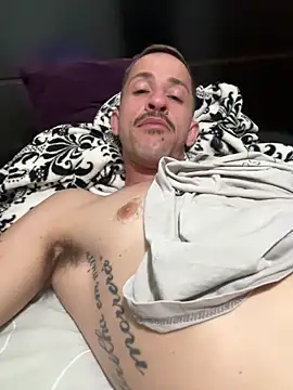 Онлайн чат XXX Lucasjandre