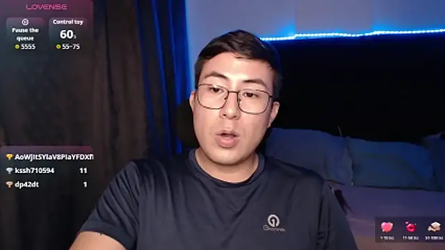 andrewmhilton_: онлайн-секс-чат