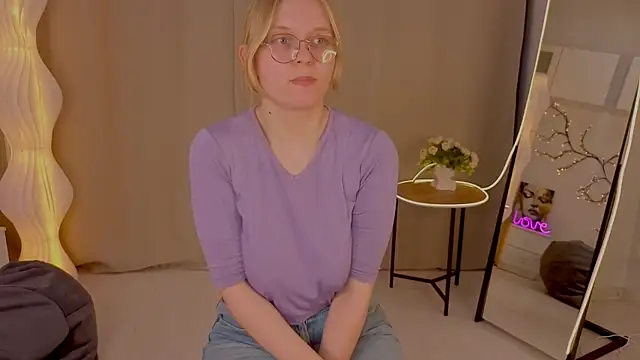 دردشة AlicaCohill الجنسية المباشرة