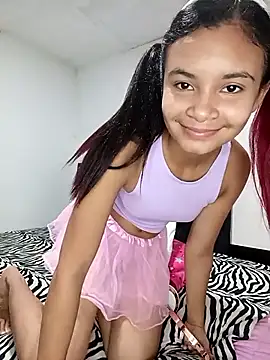 liz7skinny Show in webcam