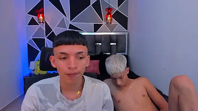 Pertunjukan Kamera Web Juan_Nd_Steven