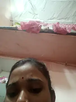 Deepjakolirr Adlı Modelin Canlı XXX Sohbeti