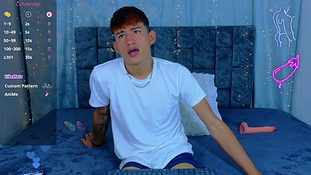 NicolasTorrez Webcam Show