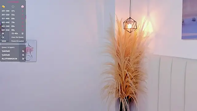 Megan_Brunette2 Chat XXX live