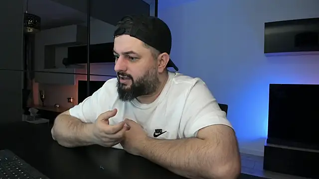 DravenPeak: вебкам-шоу