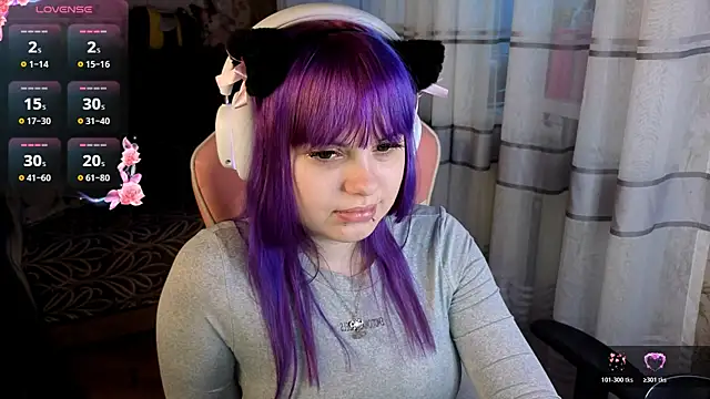 KristiBloom Adlı Modelin Canlı XXX Sohbeti