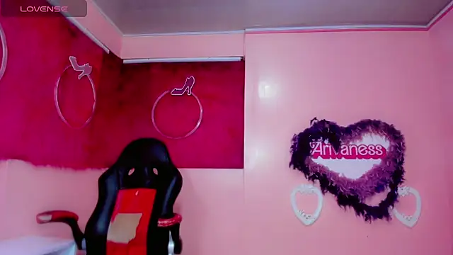 Karlaa_Hernandez_ live XXX chat