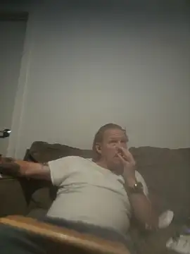 Chat XXX en directo de yourMasterisBored