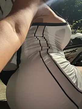 _kathaLopez_ 现场XXX聊天