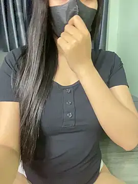 Ly_Coca2's Live XXX Chat