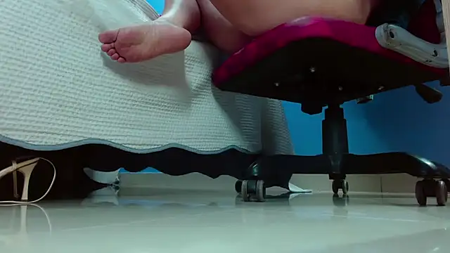 Abril_Beltran_'s Live XXX Chat