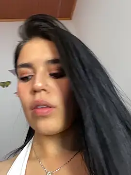 sophyy_white's Live XXX Chat