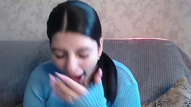 KisaModel's Live XXX Chat