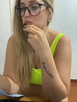 Živý XXX chat roblondie