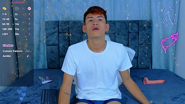 NicolasTorrez Live XXX-Chat