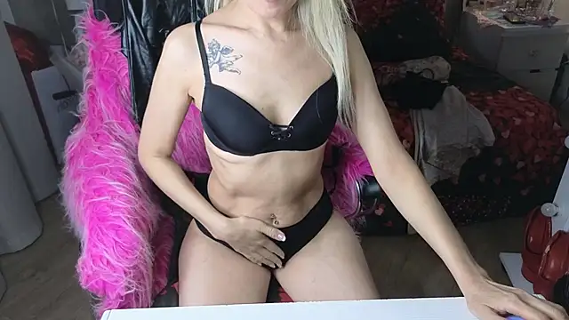 Czat XXX na żywo – RoxalanaStar