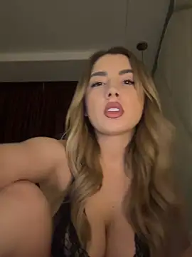 EclipseLunaireSouveraine – webcam-show