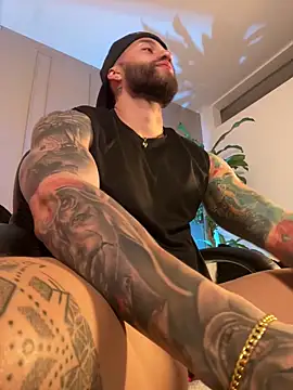 Živý XXX chat Frank_Farrell