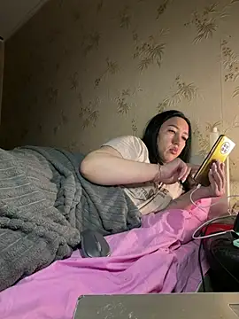 Naughtbaby_2025's Live XXX Chat