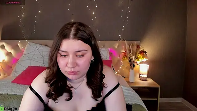 Maya_Raay's Live XXX Chat