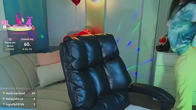 Chat XXX en directo de Jenna_Adams_