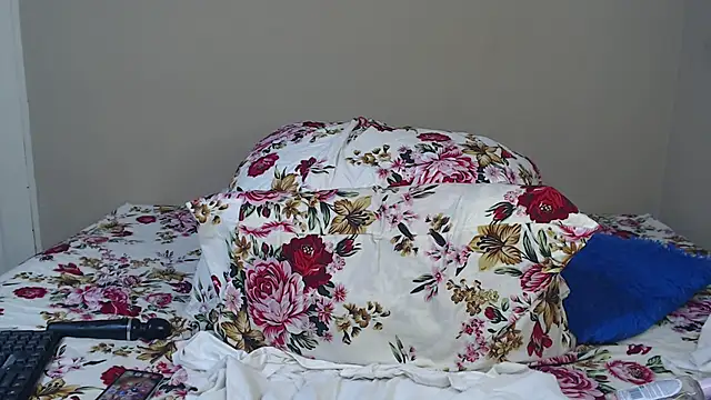 Chat XXX en directo de YummyMelanin117