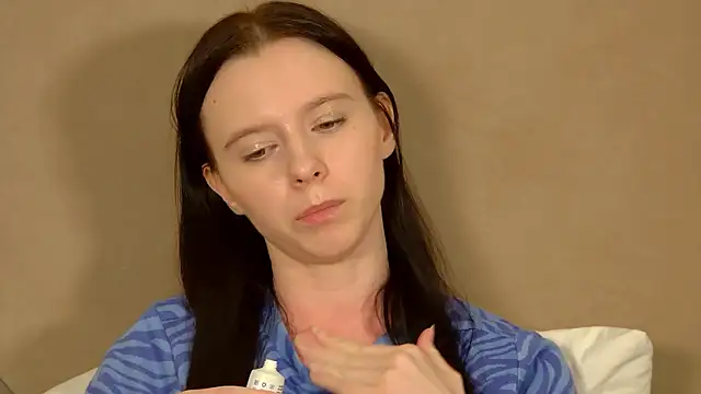 ArinaKubrick's Live XXX Chat