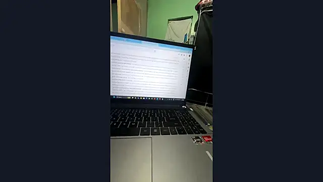 EliciaMillman's Live XXX Chat