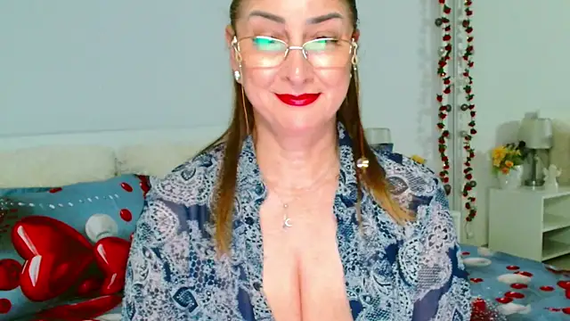 Chat XXX en directo de Tyana40