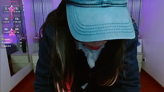 LenaRoses: απευθείας συνομιλία ΧΧΧ