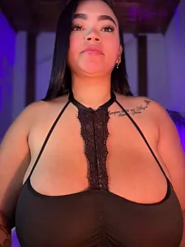 Chatroom XXX en direct de elizaferrer_