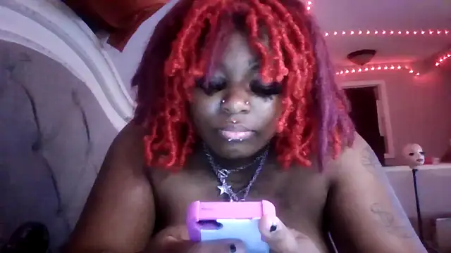 Chatroom XXX en direct de Dusaa_