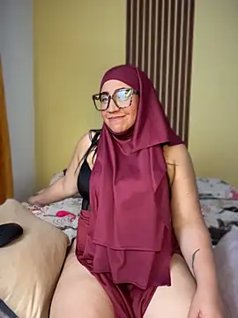 Chandra_Yusef Live XXX-Chat