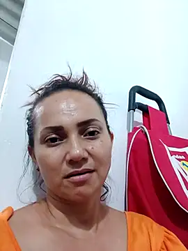 Amanda39 现场XXX聊天