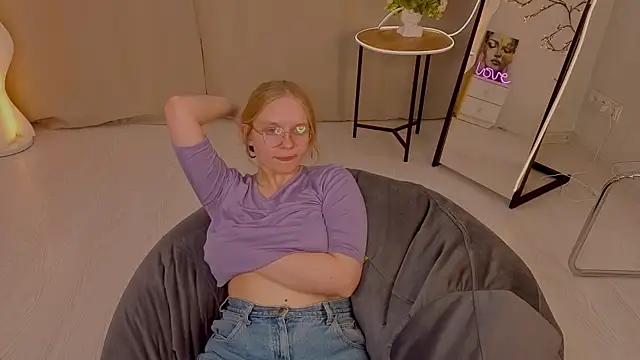 Онлайн чат XXX AlicaCohill