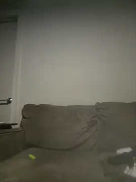 yourMasterisBored Show in webcam