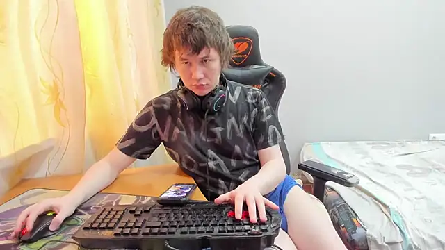 Вебкам-шоу iliaskrislove