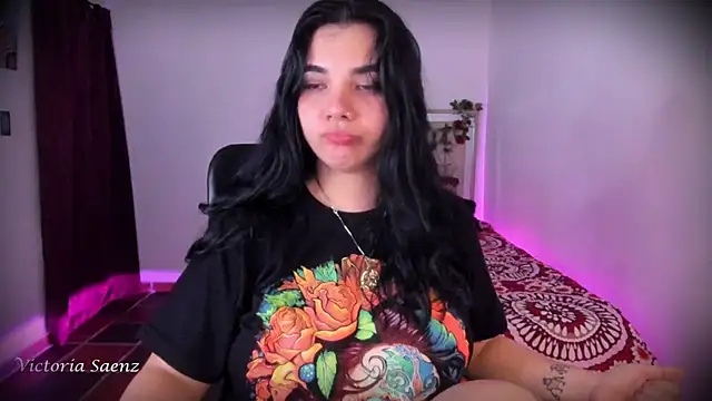 victoriaasaenz_ Adlı Modelin Canlı XXX Sohbeti