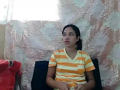 دردشة PinaySkinnyGirl الجنسية المباشرة