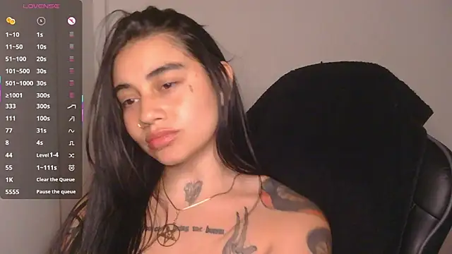 Chat XXX en directo de val_bardot