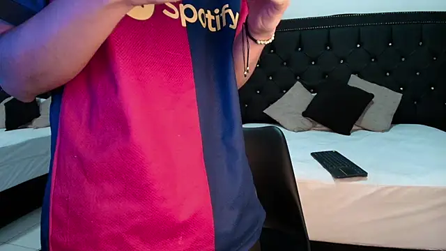 NohaDrake – Kamerová šou