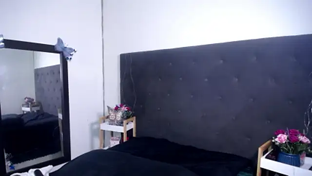 Chat XXX en directo de Delilah_Blazee