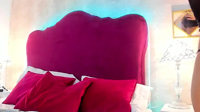 Онлайн чат XXX EllaEvanzz