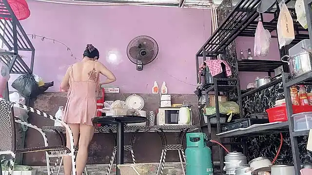 دردشة LinhChi_9x الجنسية المباشرة